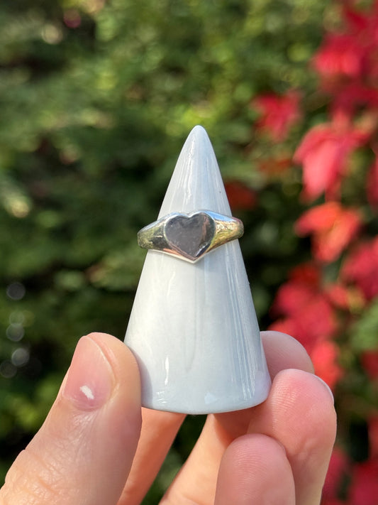 Silver heart signet ring