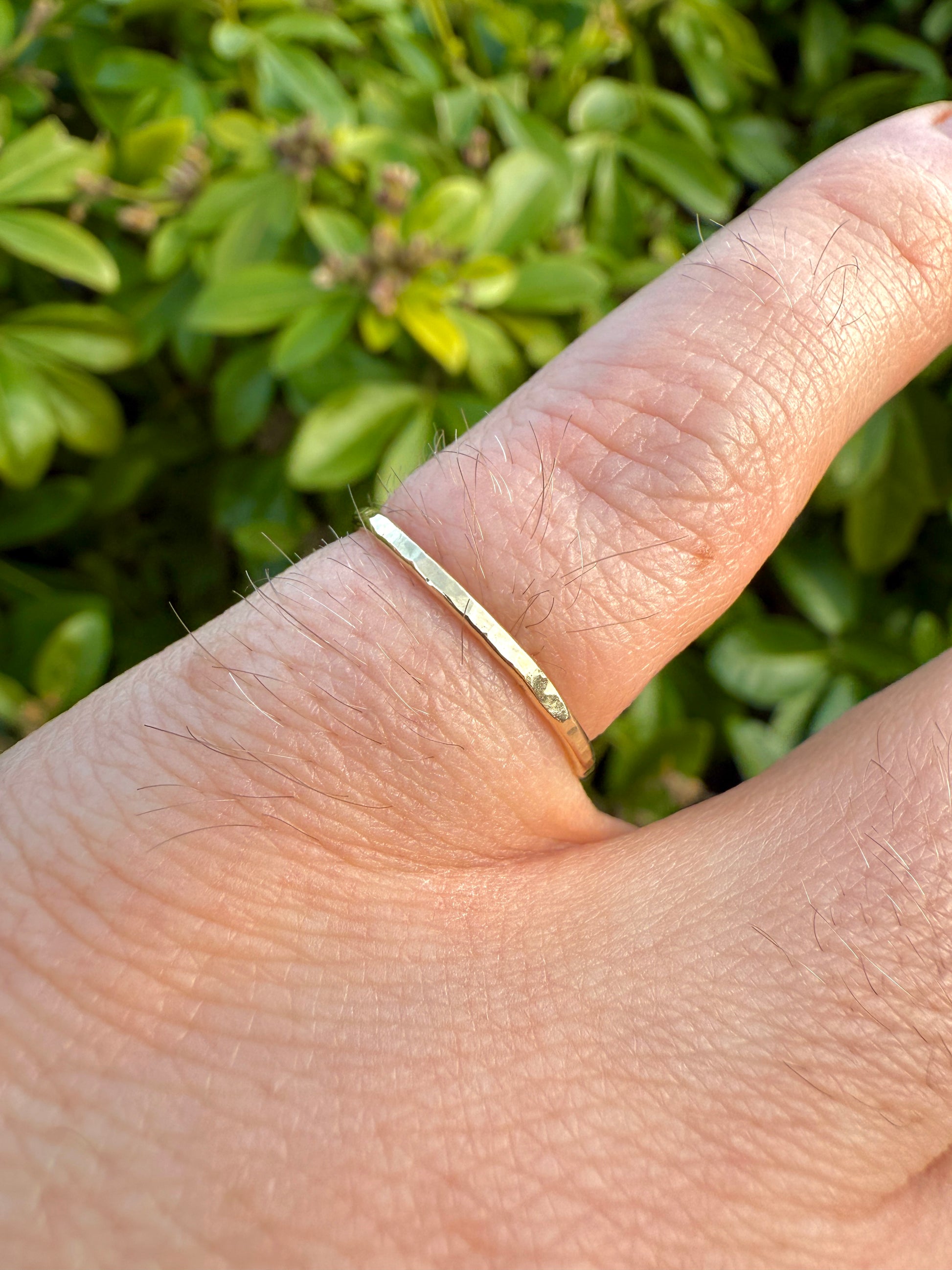 Solid Gold Ring Hammered Texture- Band 9ct Gold – Frankly