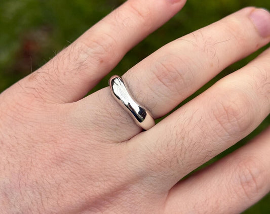 Bold Stirling silver ring organic wavy shape - Size P